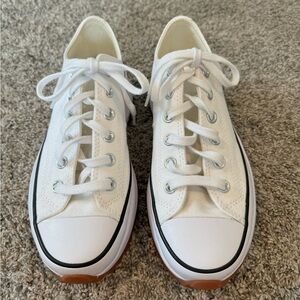 Converse run star hike unisex low platform shoe US W 7.5/M6 White/Black/Gum